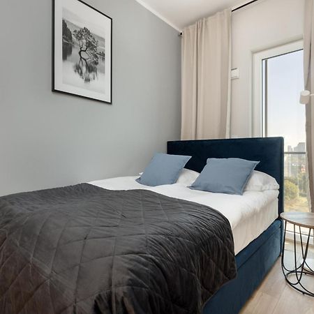 Business Center Apartments Warsaw Wola By Noclegi Renters ภายนอก รูปภาพ