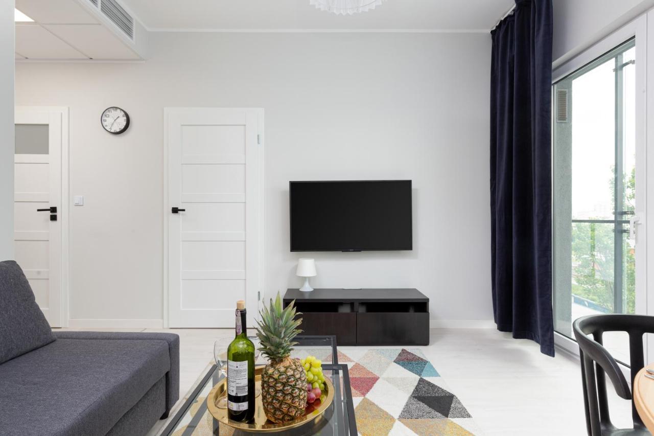 Business Center Apartments Warsaw Wola By Noclegi Renters ภายนอก รูปภาพ