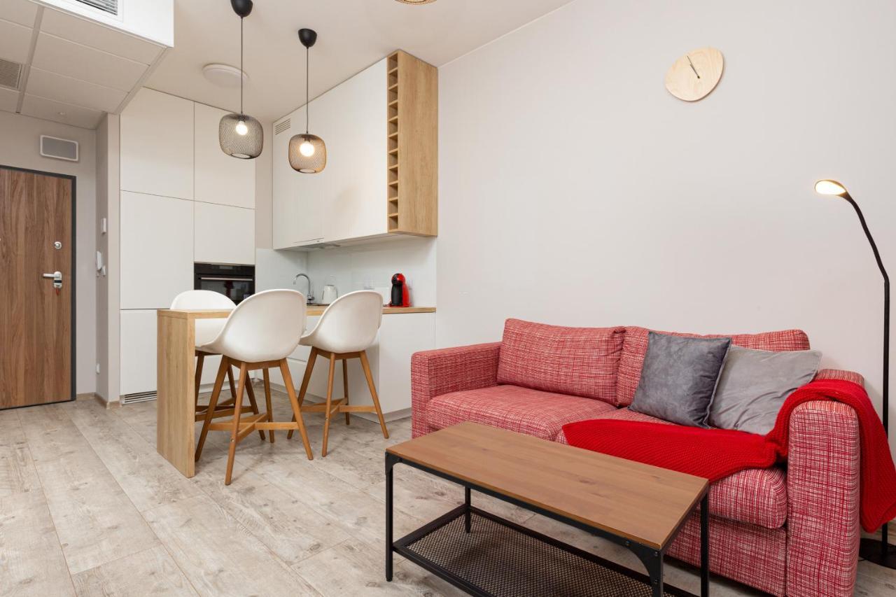Business Center Apartments Warsaw Wola By Noclegi Renters ภายนอก รูปภาพ