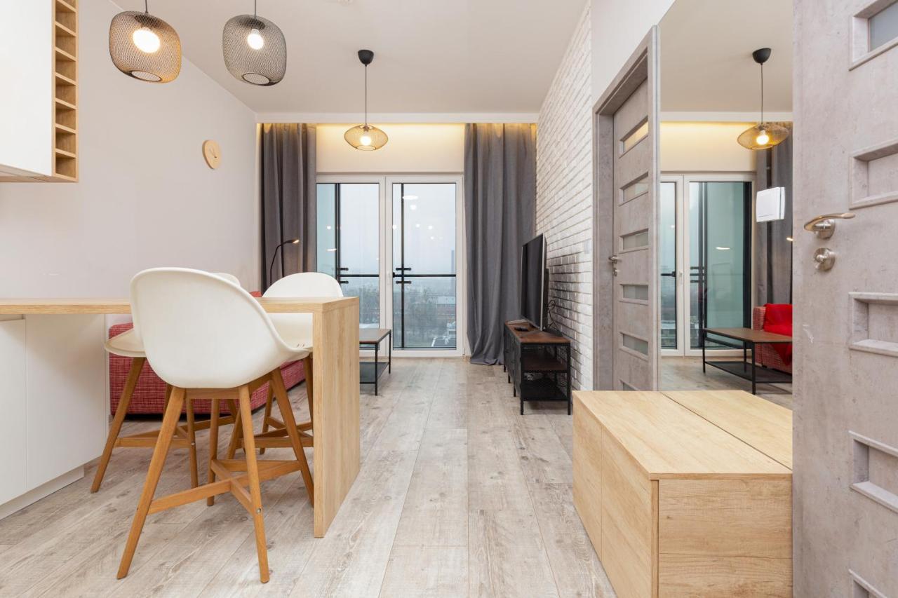 Business Center Apartments Warsaw Wola By Noclegi Renters ภายนอก รูปภาพ