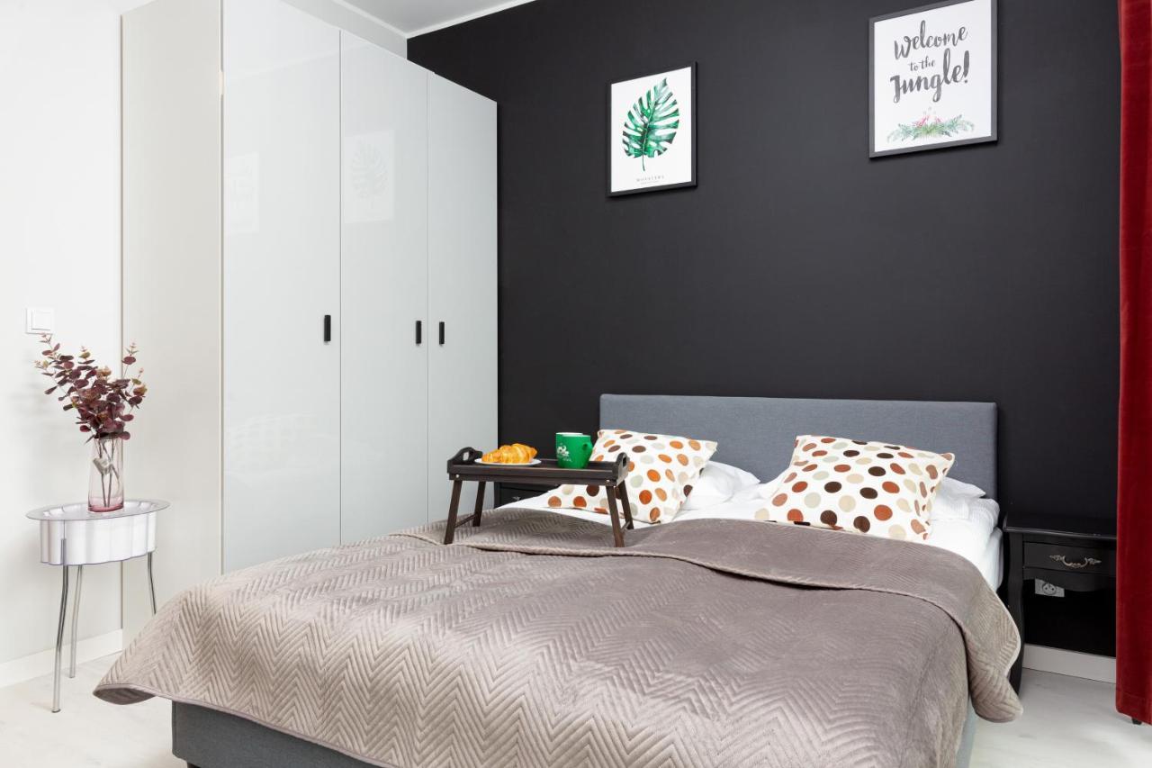 Business Center Apartments Warsaw Wola By Noclegi Renters ภายนอก รูปภาพ
