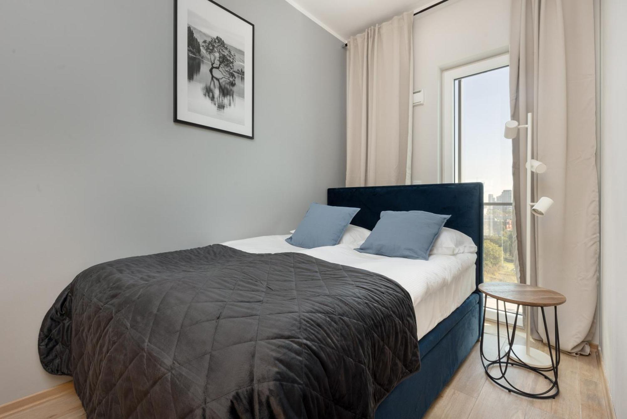 Business Center Apartments Warsaw Wola By Noclegi Renters ภายนอก รูปภาพ