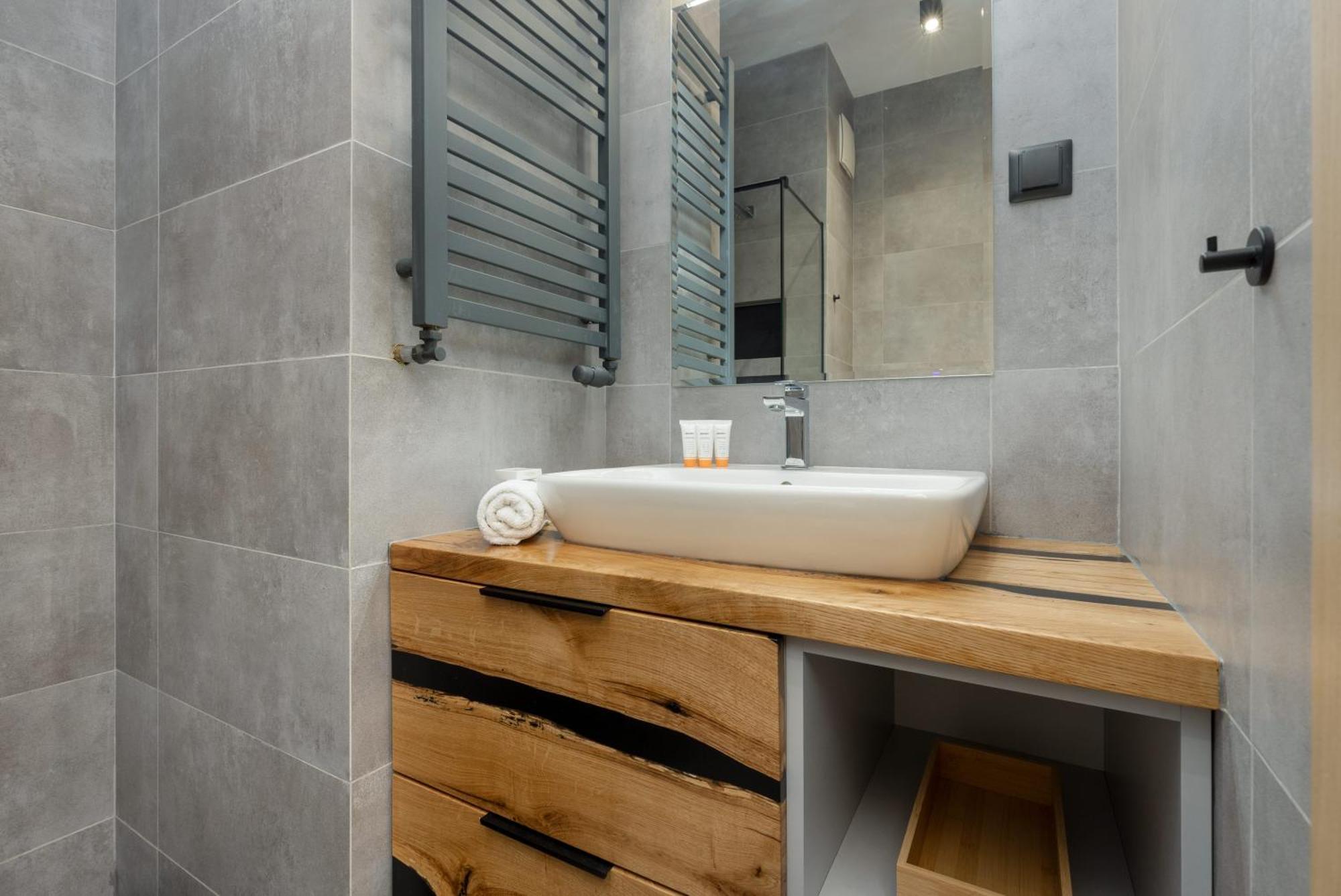 Business Center Apartments Warsaw Wola By Noclegi Renters ภายนอก รูปภาพ